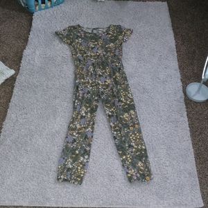 Old Navy: M (8), Green with Pink, White, Yellow, and Purple Flowers/Plants